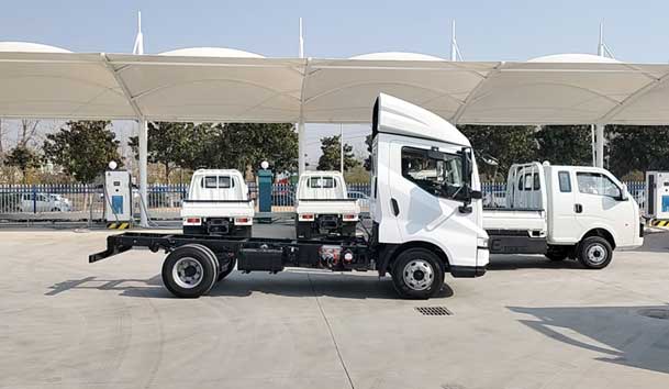 【重卡电动先锋】赢咖娱乐300-400kW重卡充电桩：亮点与应用典范