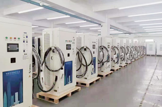 为什么新能源汽车充电桩采用交流充电桩？